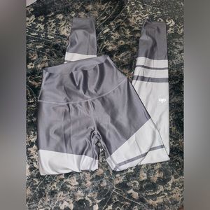 Alo leggings